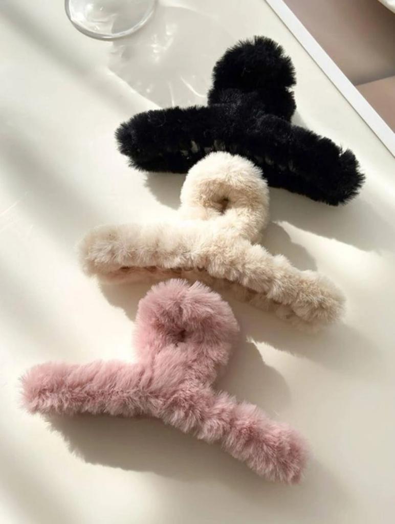 Fluffy Clawclips