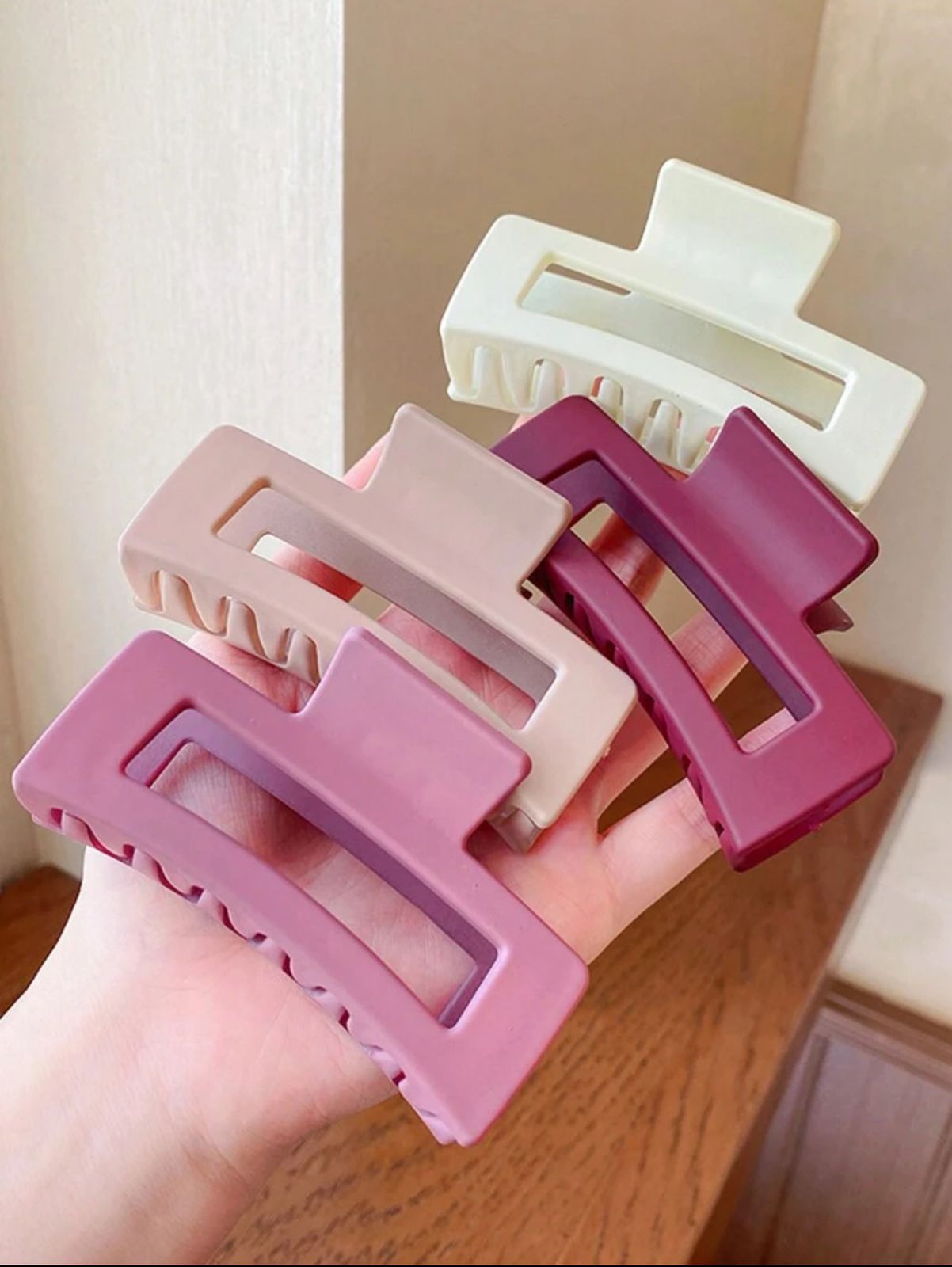 Pinky Claw Clips