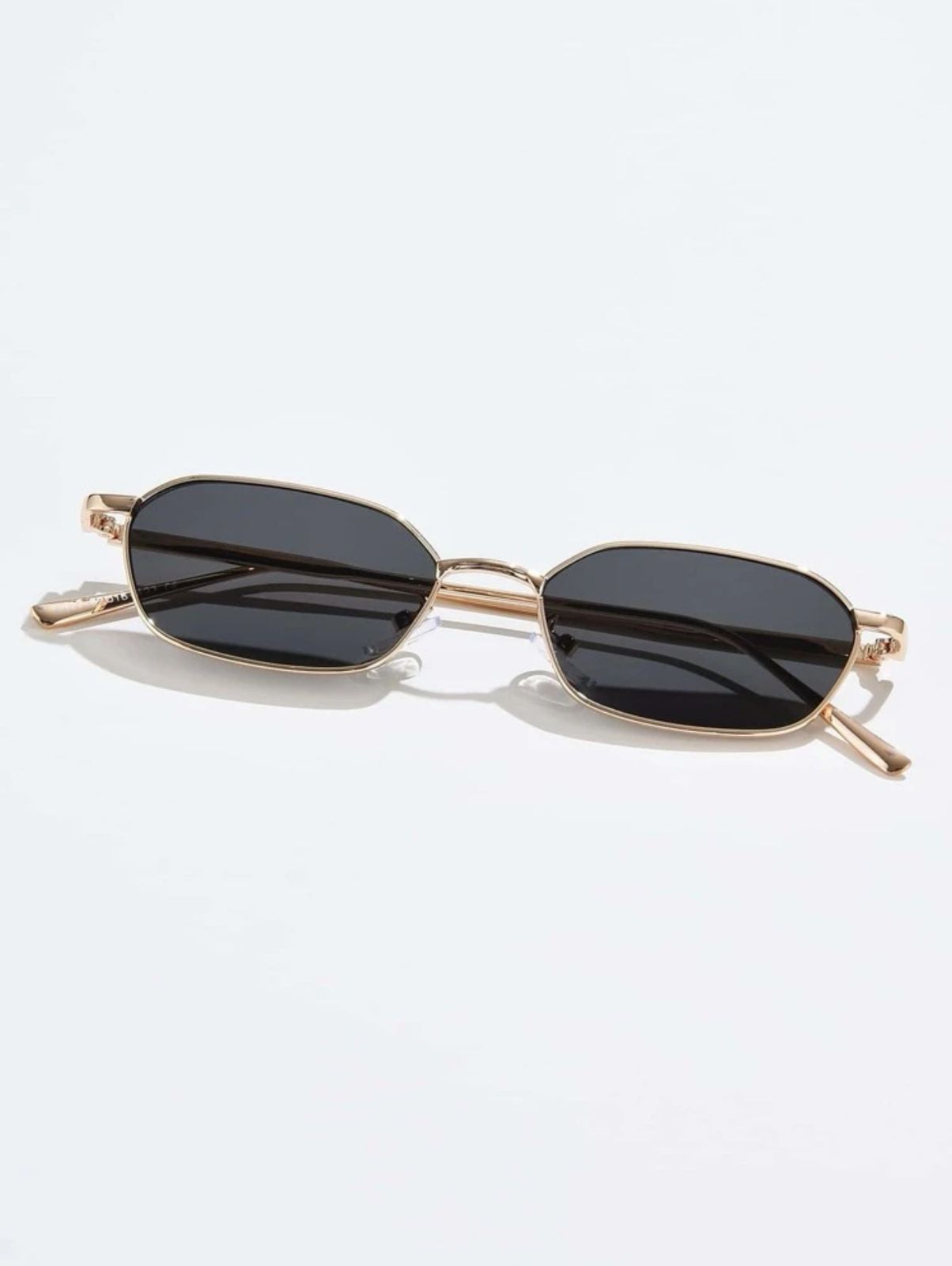 Black Vintage Sunglasses